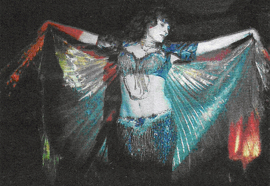 Daleela Morad is an Elly Award winning Sacramento Belly Dancer