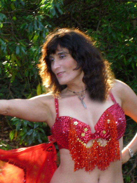 Sacramento Belly Dance Teacher/Performer, Daleela