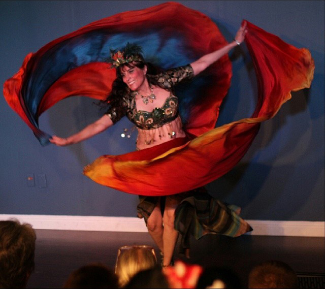 Sacramento Belly Dancer Daleela